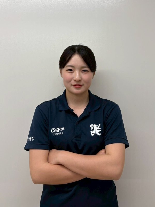 池崎美誉